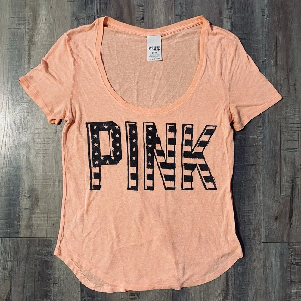 VICTORIA’S SECRET PINK light orange Tee 💕💕 - Picture 1 of 3